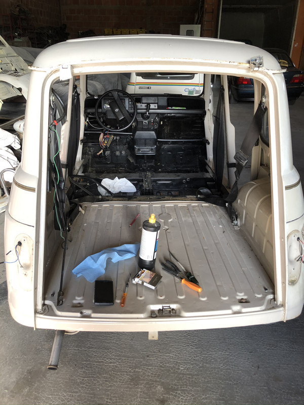 FC0CA446-4B6D-476F-A1BC-F6AE74ED8663