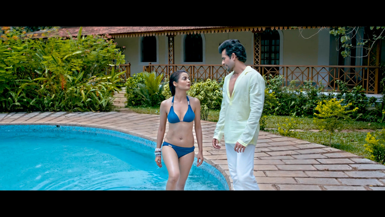Aaj Phir Tumpe 4k.mp4_snapshot_00.51.901