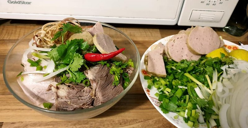 [Image: bun-bo-hue.jpg]