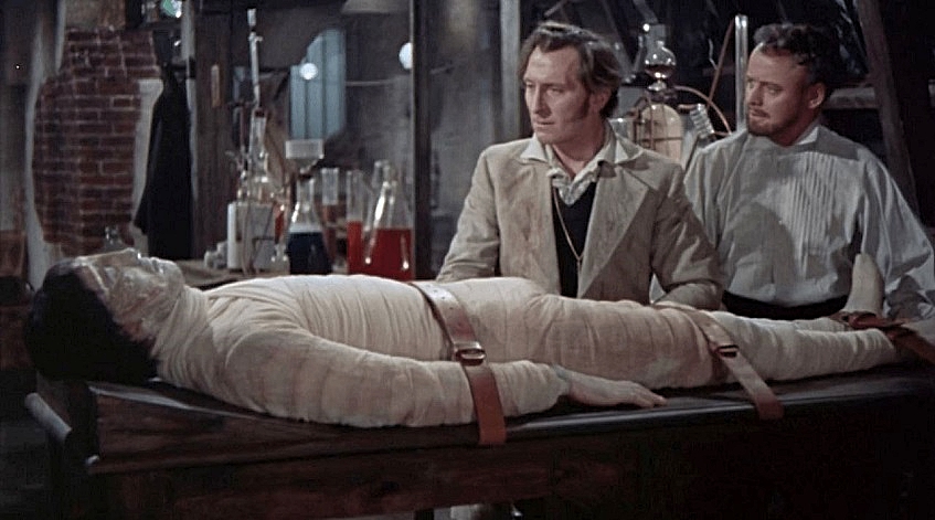 KOLCHAK-CURSE-OF-FRANKENSTEIN-FOTOR.jpg