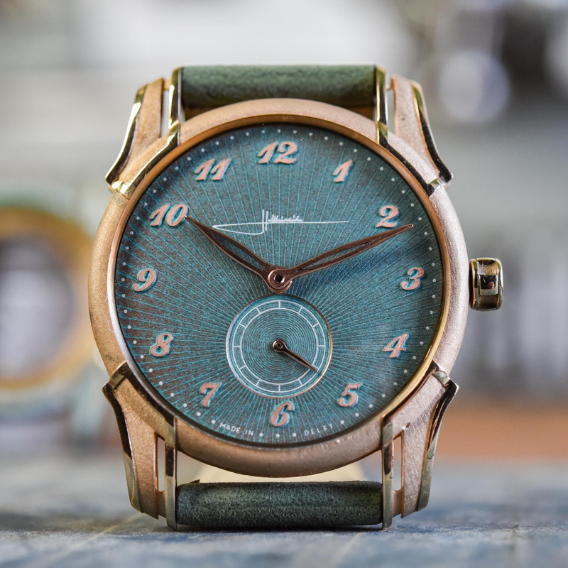 Holthinrichs-Raw-Bronze-3D-Printed-Bronze-case-independent-watchmaking-4-2048x2048