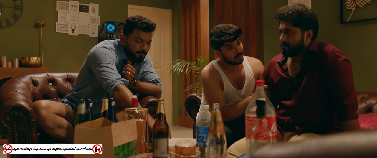 Aapp Kaise Ho 2025 WebRip [Malayalam] 480p 720p ESub Screenshot