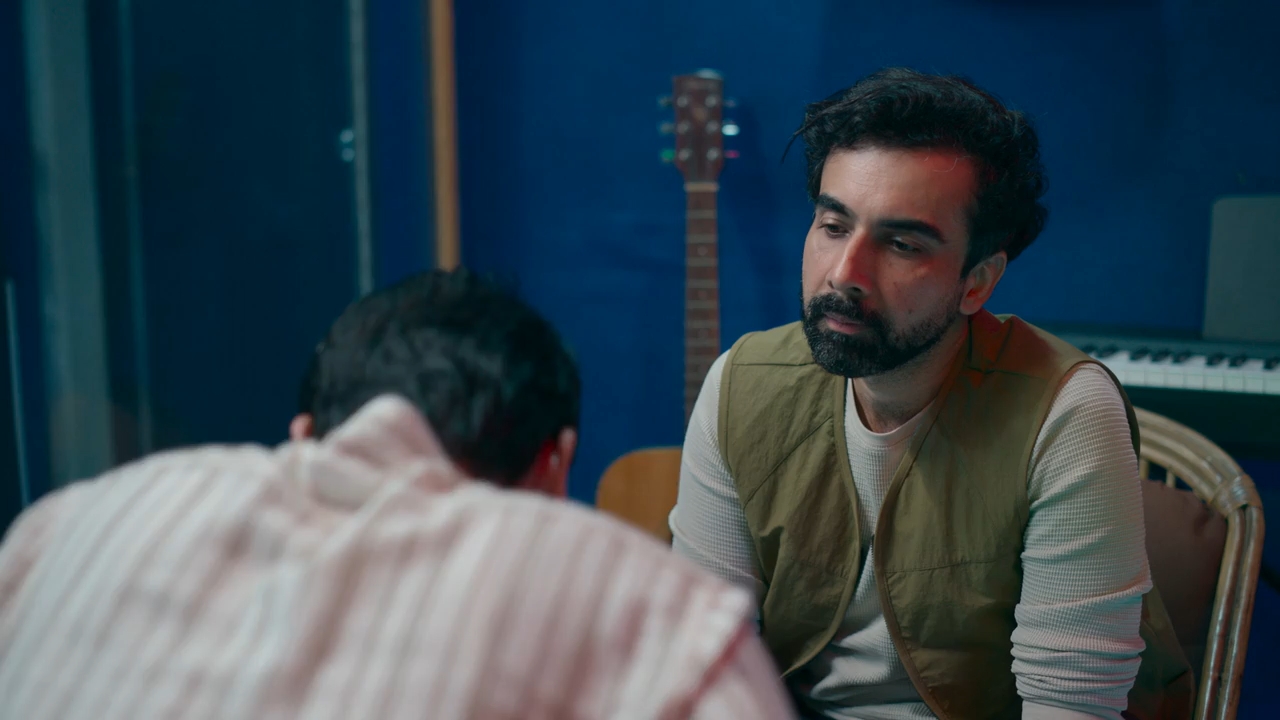 Sapne vs Everyone 2026 WebRip Season 2 [Hindi] 480p 720p ESub Screenshot