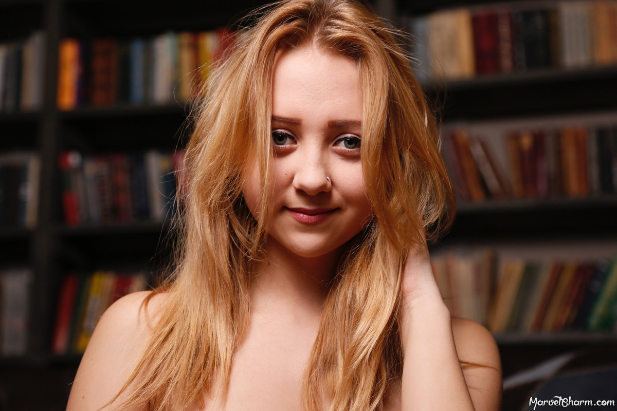 MarvelCharm_Violet-Flannel-126