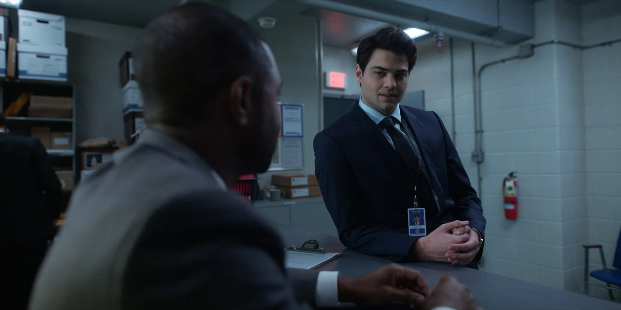 The Recruit (2022) Season 1 [Hindi + English] WebRip 480p 720p ESub - Complete Screenshot