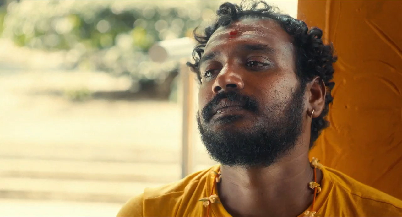 Simple Manusan 2025 WebRip [Tamil] 480p 720p ESub Screenshot