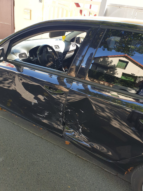 9D0C628B-CD3B-4887-824F-D66B4CF107AA