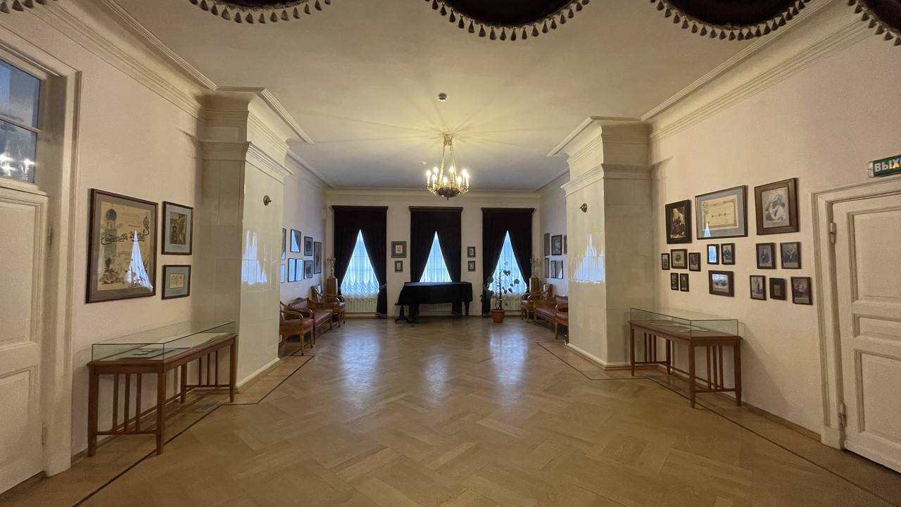 B5FF8457-55FE-48AE-8C33-AFC665221842