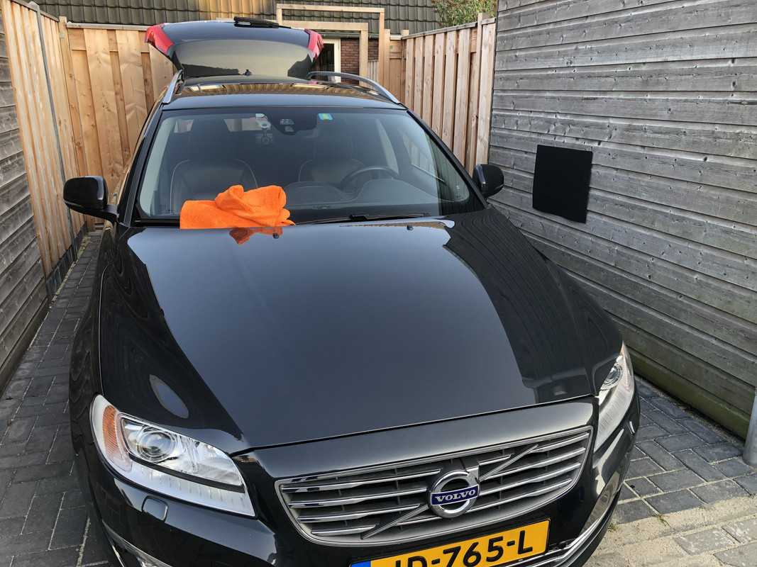 B0992A95-5BA2-4708-9B04-BD16A47D58DD