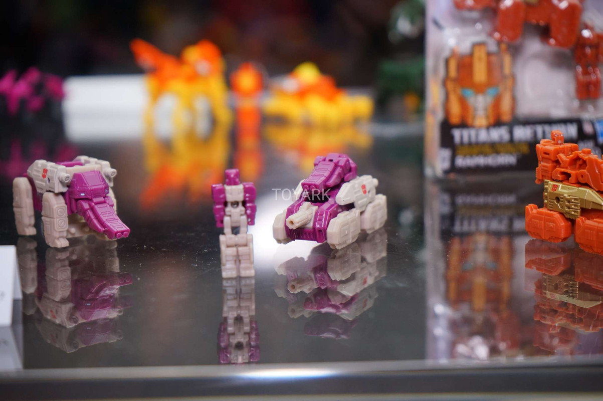 SDCC-2017-Hasbro-Transformers-029