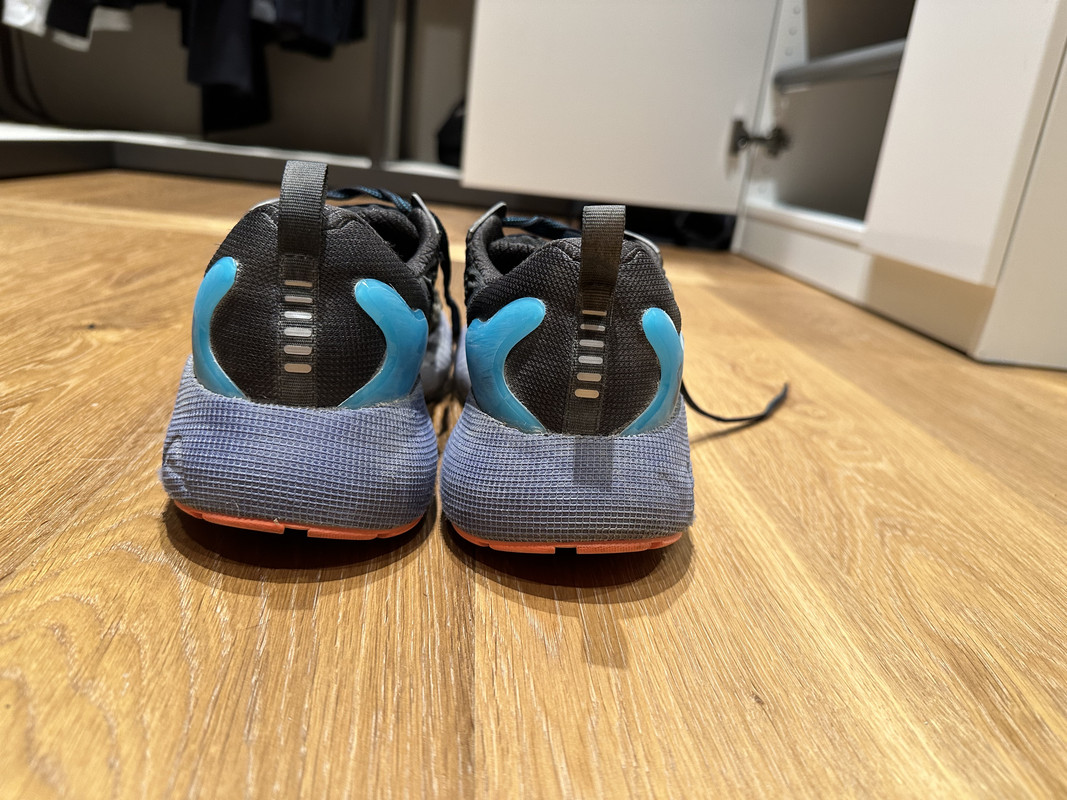 AB6237AD-64DF-4CE2-8BFB-AA4ADC01B0D3