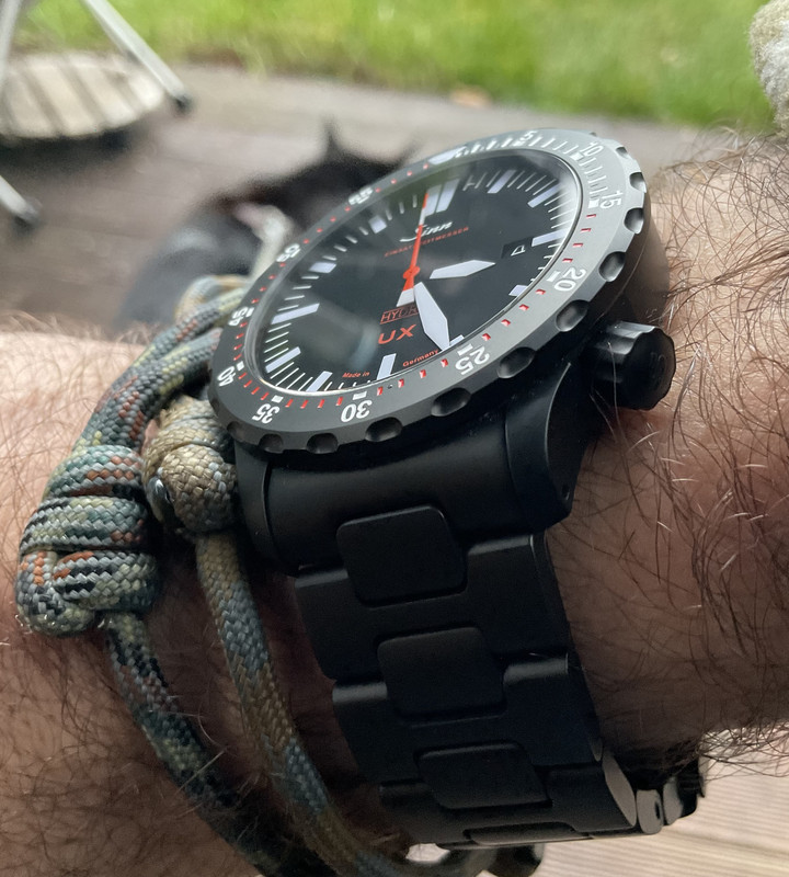 E554E753-CD73-43D0-A083-E18F5B64A1DC