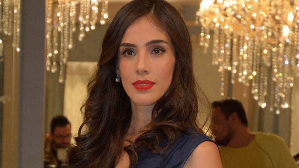 Sandra Echeverría lanza nuevo sencillo y enamora con 'outfit' veraniego ideal para altas temperaturas