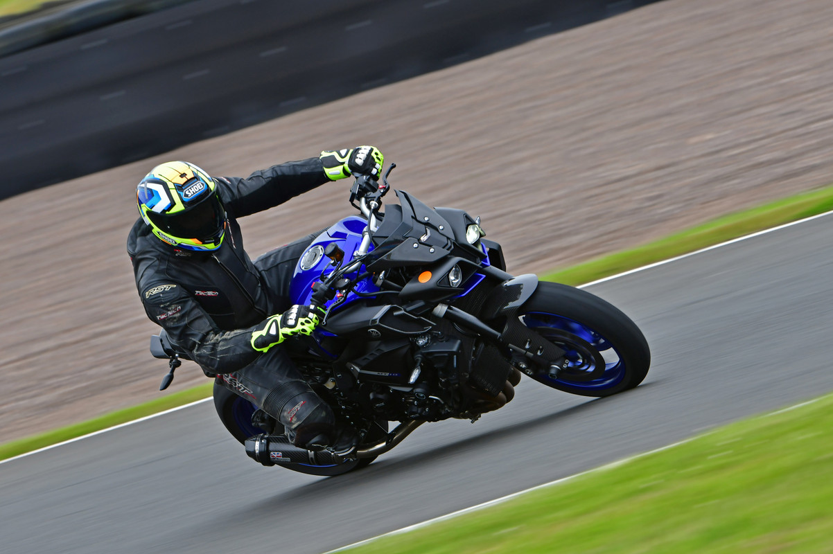 72281F0C-2AE6-488B-BC41-50392164F07C