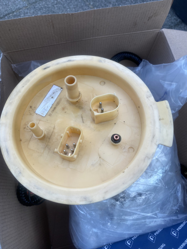 2D11EE31-9376-46DE-A1EC-999507C2CE65