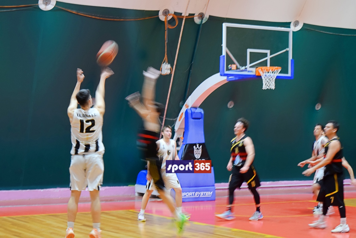 , &Omicron; &Delta;ί&omega;&nu; &Kappa;&upsilon;&pi;&alpha;&rho;&iota;&sigma;&sigma;ί&alpha;&sigmaf;&nbsp;64-60 &tau;&eta;&nu; &Kappa;&alpha;&lambda;&alpha;&mu;ά&tau;&alpha;&nbsp;B.C.&nbsp;&sigma;&tau;&eta;&nu; &Tau;έ&nu;&tau;&alpha;, &iota;&sigma;&omicron;&phi;ά&rho;&iota;&sigma;&epsilon; (1-1) &tau;&omicron;&upsilon;&sigmaf; &tau;&epsilon;&lambda;&iota;&kappa;&omicron;ύ&sigmaf; &tau;&eta;&sigmaf; &Alpha;1 &Epsilon;&Kappa;&Alpha;&Sigma;&Kappa;&Epsilon;&Nu;&Omicron;&Pi; (&phi;&omega;&tau;&omicron;&gamma;&rho;&alpha;&phi;&iota;&epsilon;&sigmaf; & &beta;ί&nu;&tau;&epsilon;&omicron;)