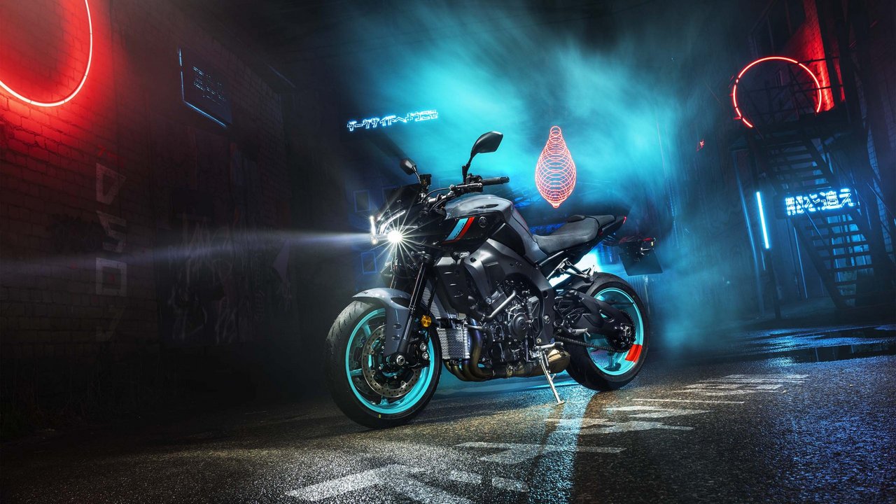 Нейкед Yamaha MT-10 2022