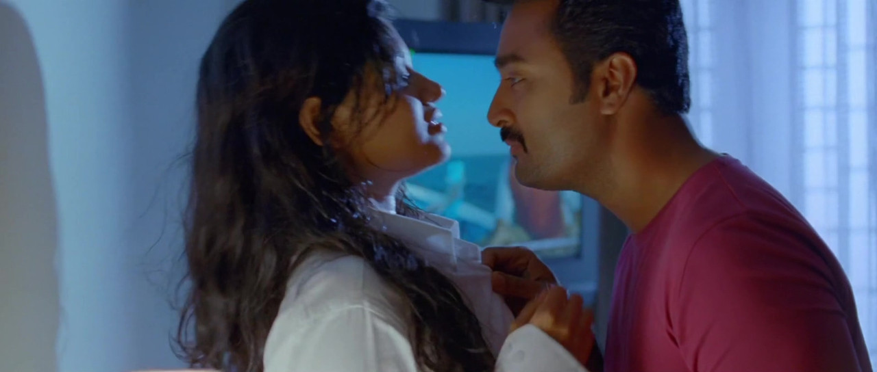 Oviya in Pulivaal[2014] Itunes rip.mkv_20210424_114311.064