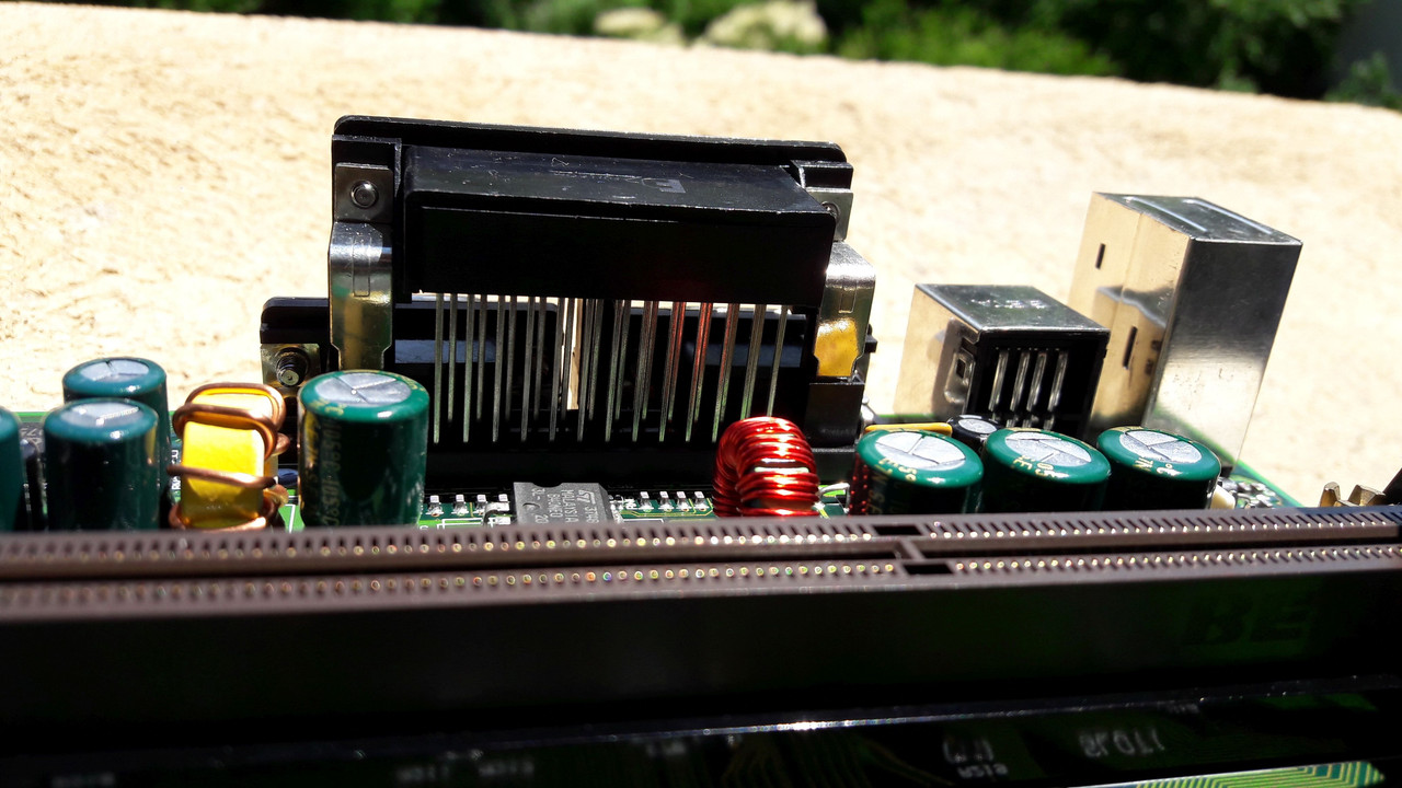 EPOX-EP-61LXA-M-P2-233-57