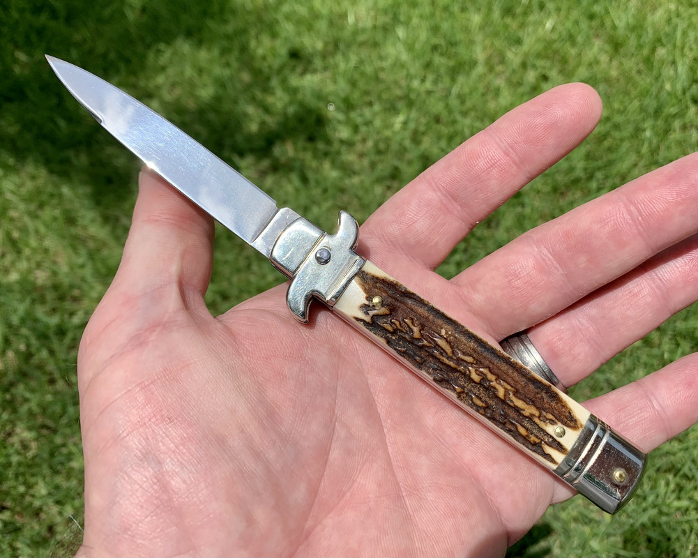 DBCA20D9-53B8-4FFD-AB5A-2EE6D1AC0790