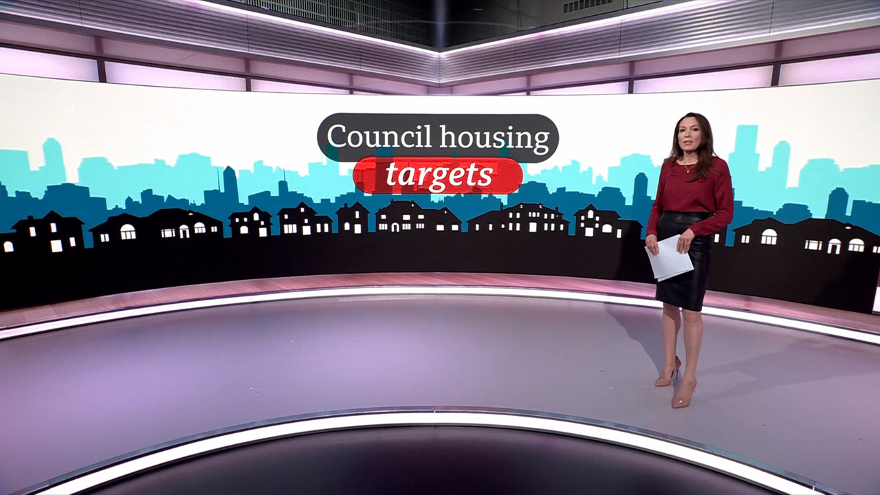 BBC London News_20230503_22302240.ts_snapshot_02.38.868