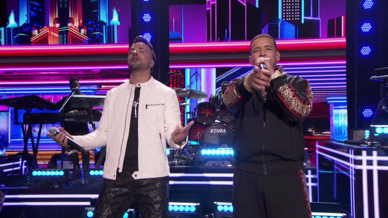 6.Luis Fonsi ft. Daddy Yankee - Despacito(Grammy 2018,Jan 28)(FE