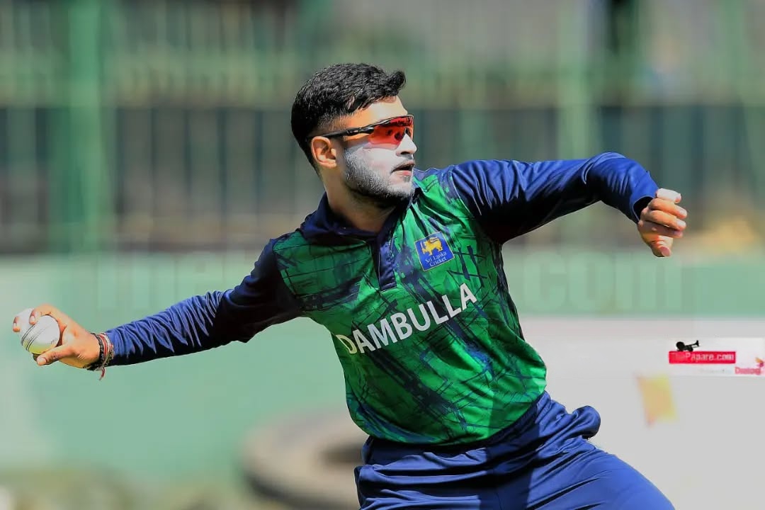 pavan-rathnayake-fielding.jpg