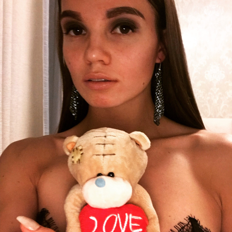 8D555356-7DD1-4692-A6D9-D4F7AE5CB98F