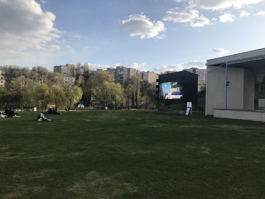 DE5EB56B-0BBB-4D85-B0C8-6357BB43EF34