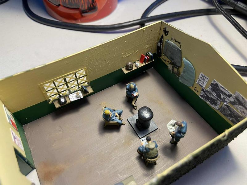 Model Raf Base 'The South East Aviation Museum' - Or the building of an airfield base ...