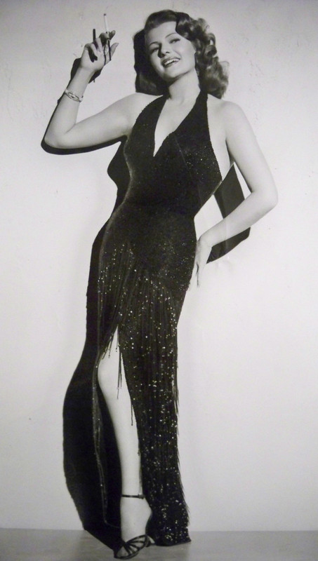 rita_hayworth_d80