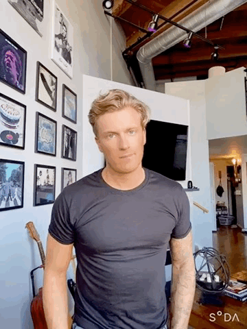 E2FE5745-8A50-41C2-973B-0E1F1C658938