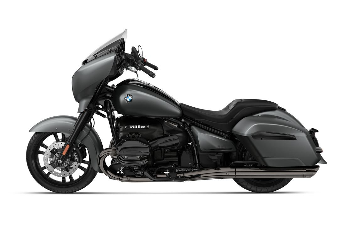 P90569051_highRes_bmw-r-18-roctane-r-1