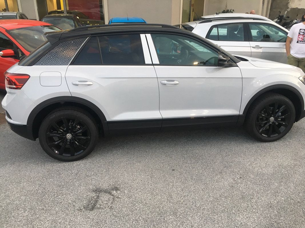 6F285313-2112-45E0-AFB8-26575E89B1C0