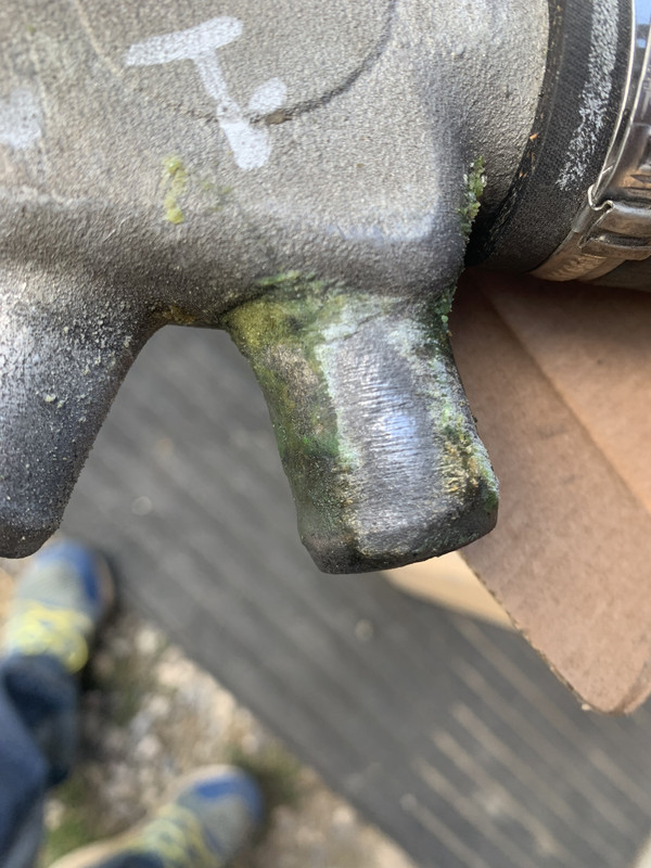 AE30B0AF-2430-40FD-9008-DFF7BC60F789