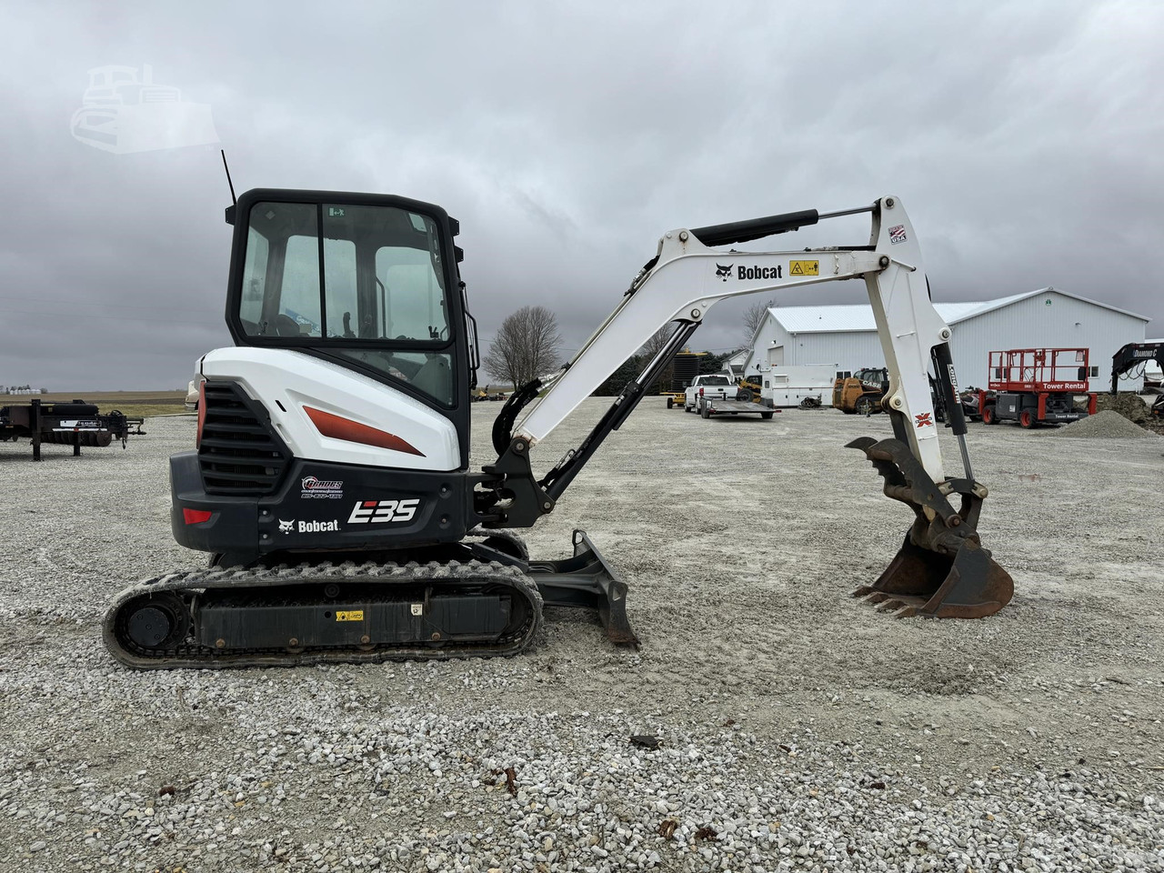 Vehicle thumbnail 19