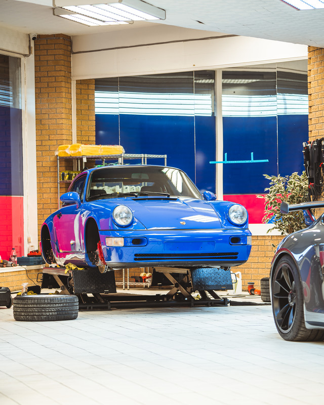 Porsche 964 RS 20