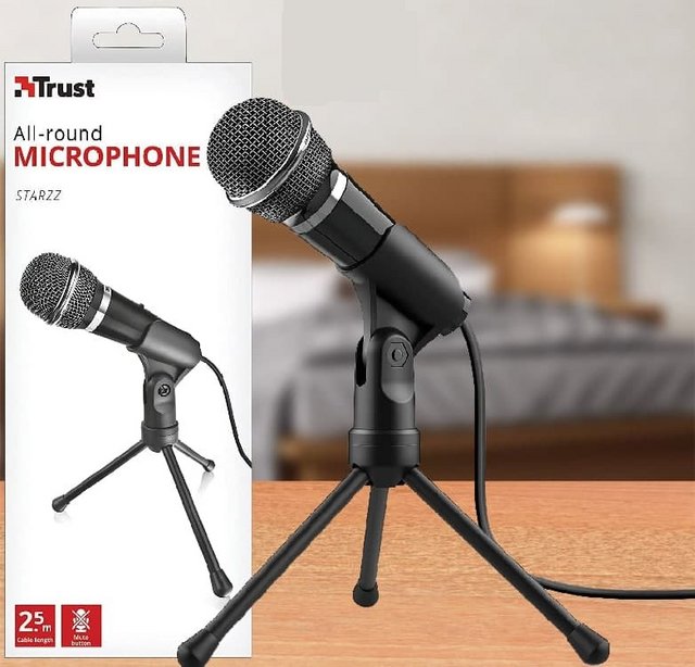 Microfone Streamer Starzz com Tripé – PC e Laptop – 21671 – Trust