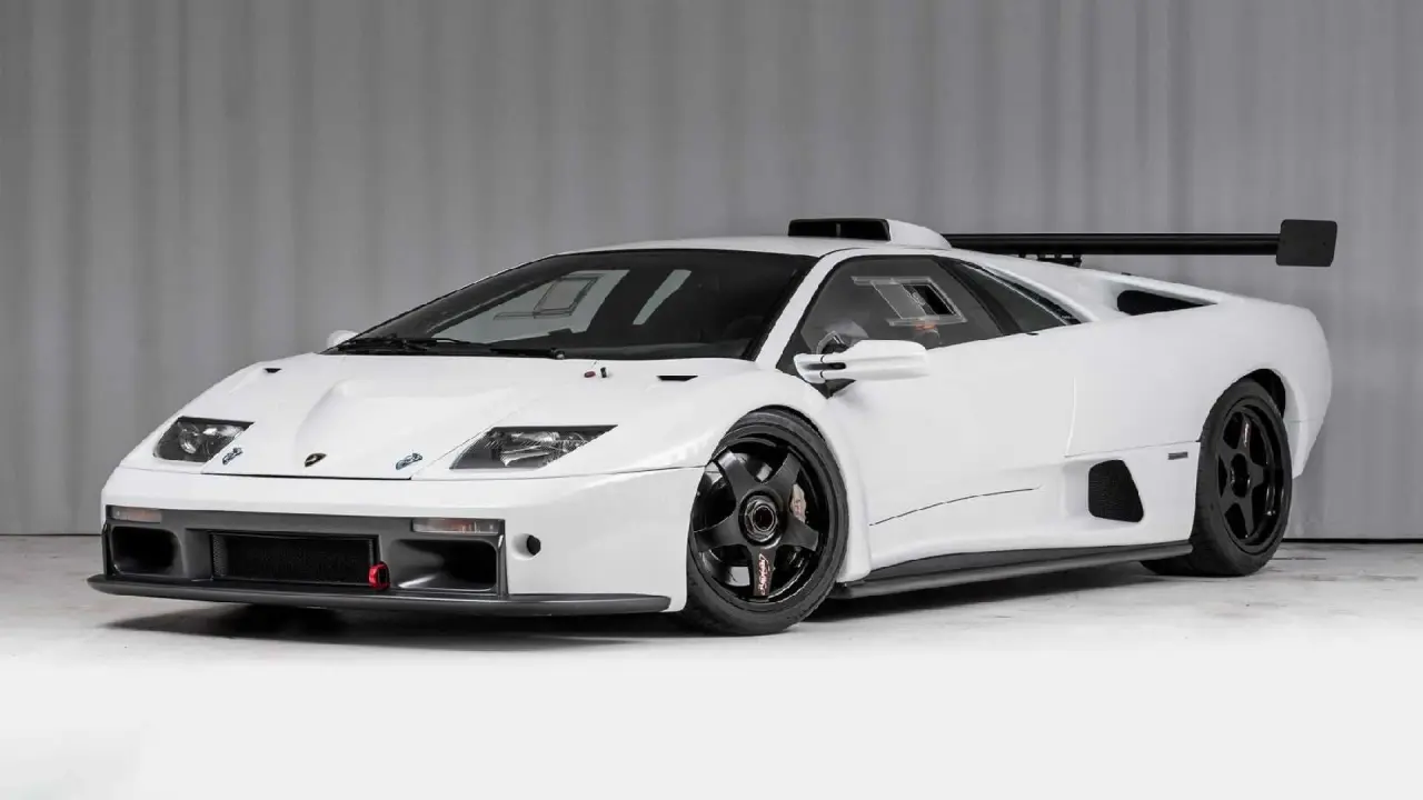 1999-lamborghini-diablo-gtr.webp