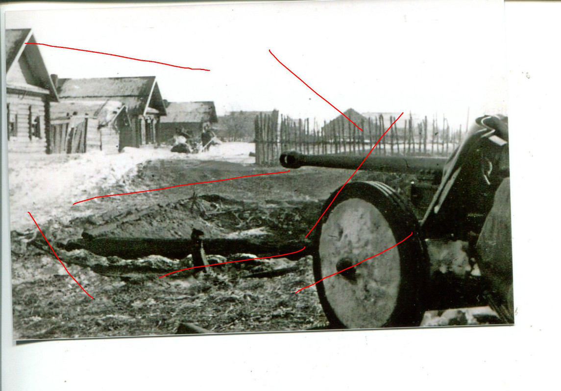 7,5 cm PaK Geschütz sichert Dorf in Russland