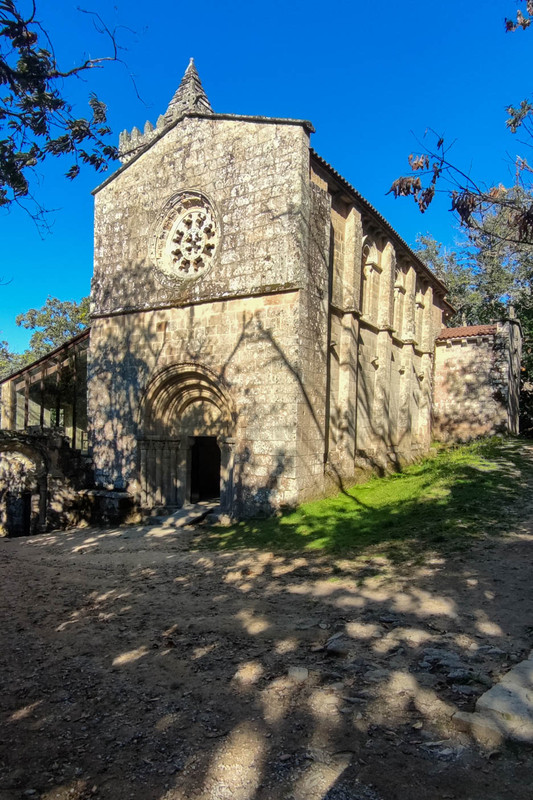 Dia 15. Ribera Sacra: Monasterio Santo Estevo - Miradoiro de Vilouxe ... - Roadtrip de 17 días por Galicia (7)