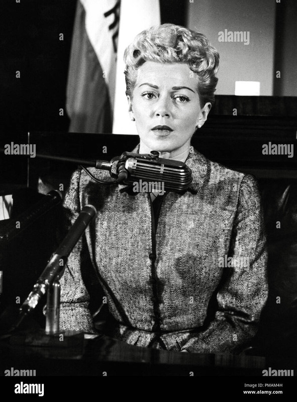 lana-turner-at-the-johnny-stompanato-murder-trial-1958-file-reference-33300-924tha-PMAM4H
