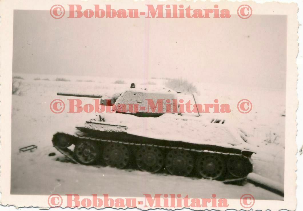 Russland Wehrmacht russischer T-34 Beutepanzer weiße Winter Tarnung Panzer
