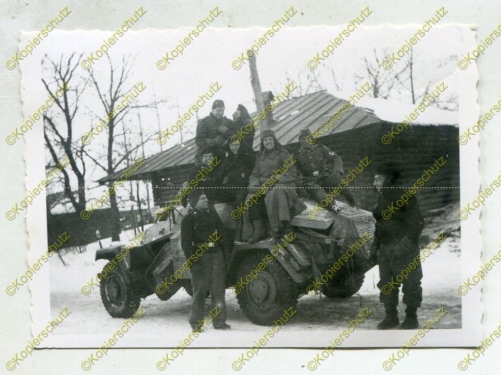Foto, Wehrmacht, Panzermänner, Panzerspähwagen in Kursk, Russlan
