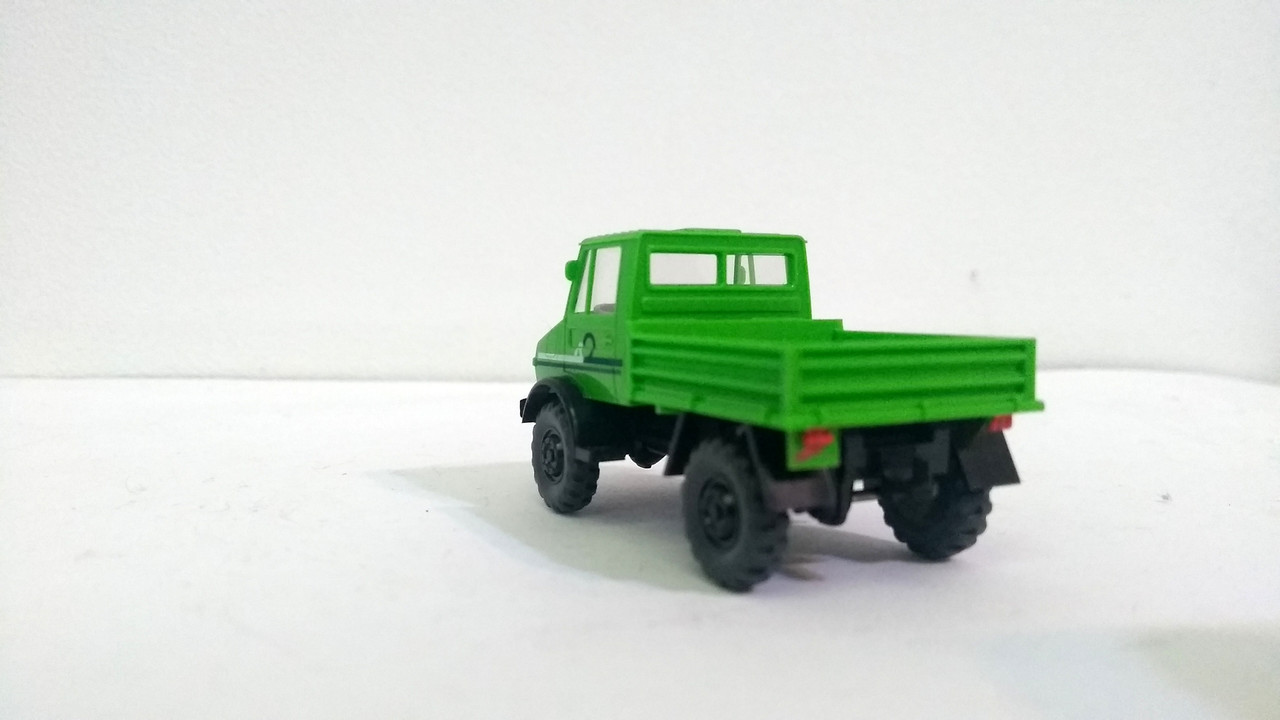 Mach (2458)