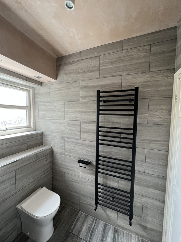 9CFF64DE-05CB-403E-90B3-4C3E652181BF