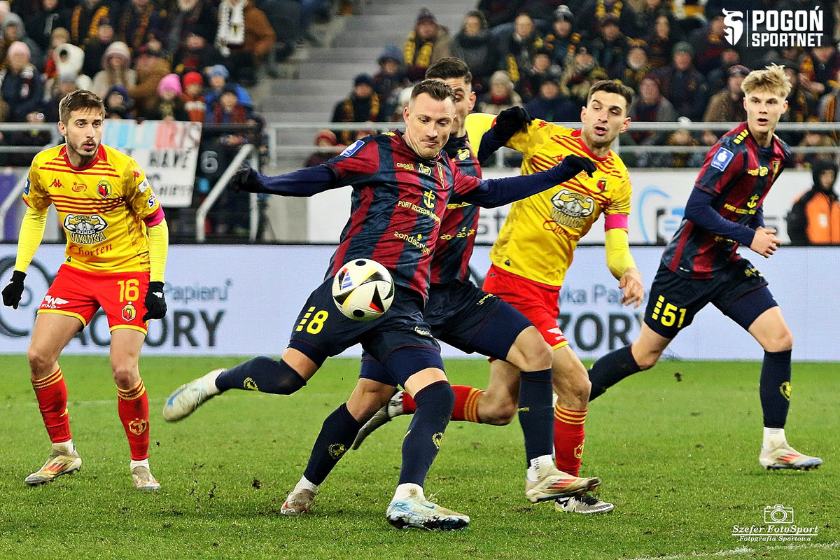 49-Pogon-Jagiellonia-2024-12-01