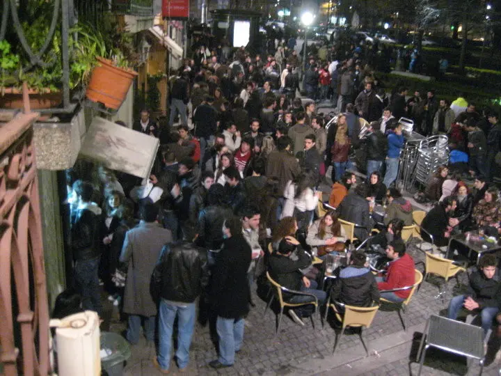 Noche en las calles de Oporto - Low Cost Click