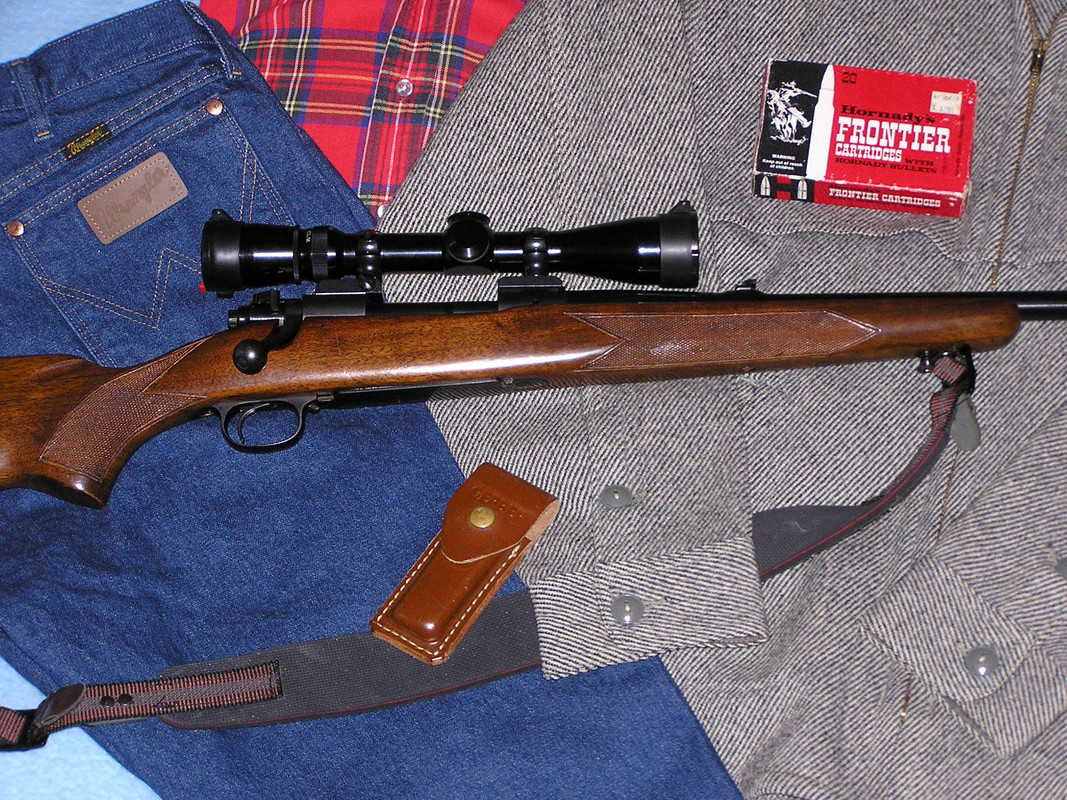 Winchester-M70-30-06-SPRG-and-Gerber-LB-knife.jpg