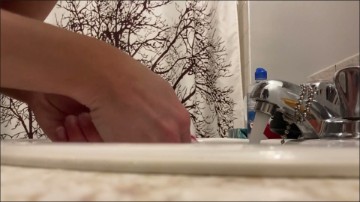 [Image: Voyeur59925095527.jpg]